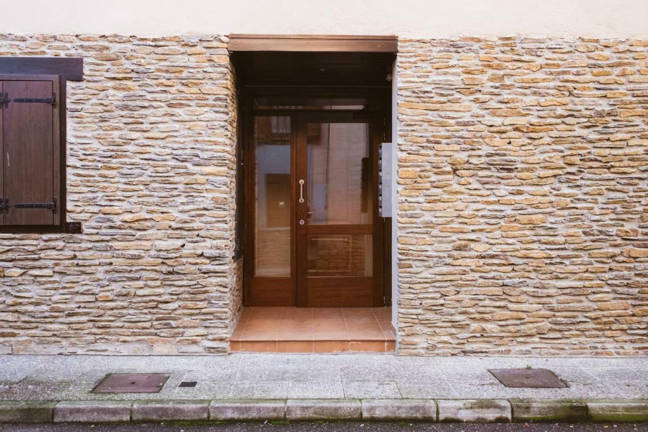 Apartamento Garona Les Luaran gambar