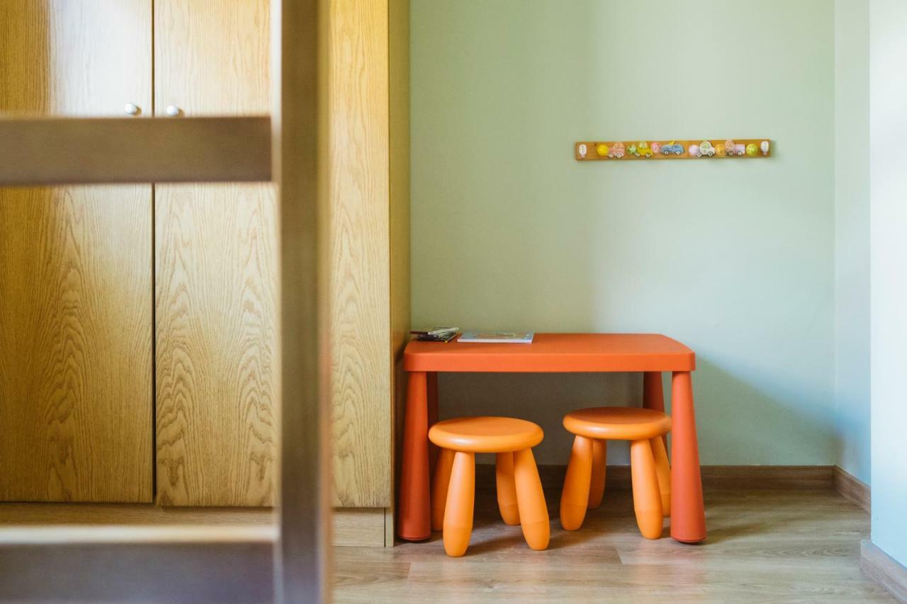 Apartamento Garona Les Luaran gambar